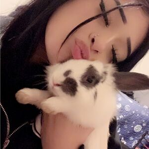 Meet your Posher, Destiny